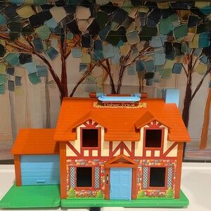 Fisher Price Vintage 1986-87 Little People Tudor House Play Set